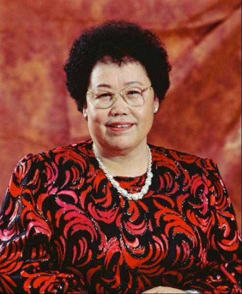 迟重瑞为妻子陈丽华光头36年，每天晚饭全家人一起吃，没有红过一次脸，有说不完的话